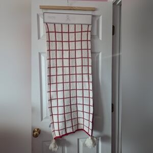 Rachel Ashwell Table Runner NEW